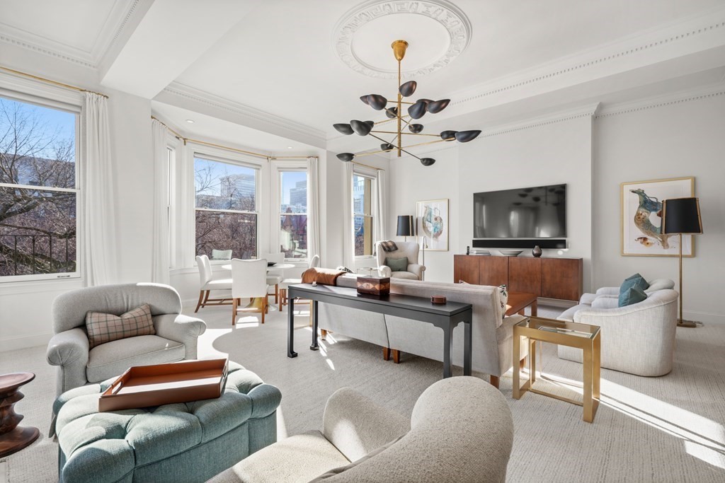 183 Commonwealth Avenue # 4