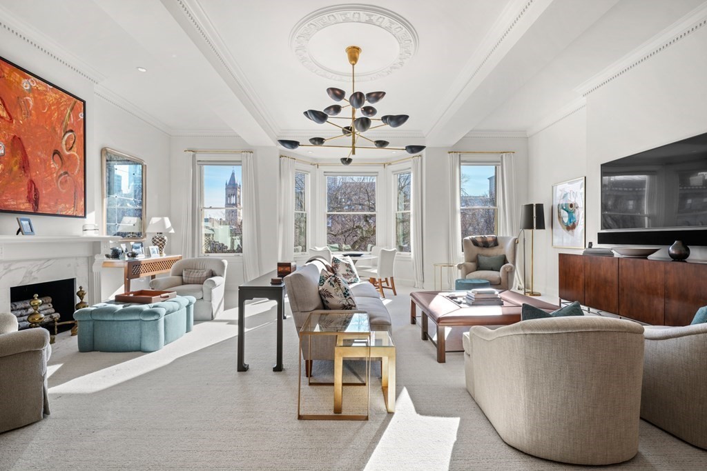 183 Commonwealth Avenue # 4