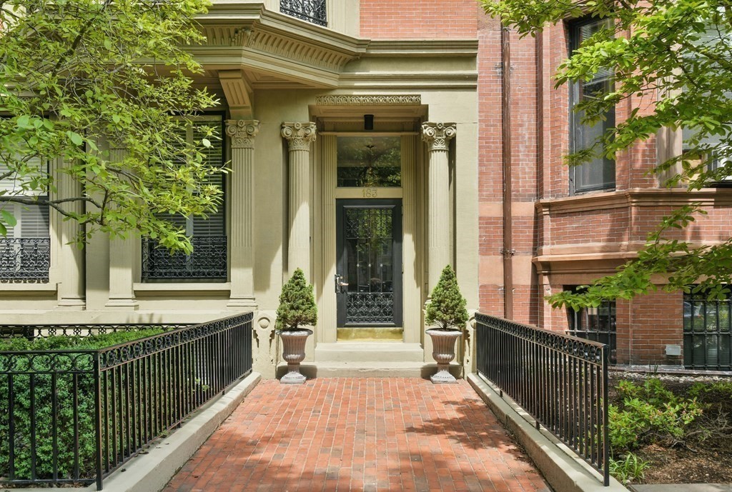 183 Commonwealth Avenue # 4