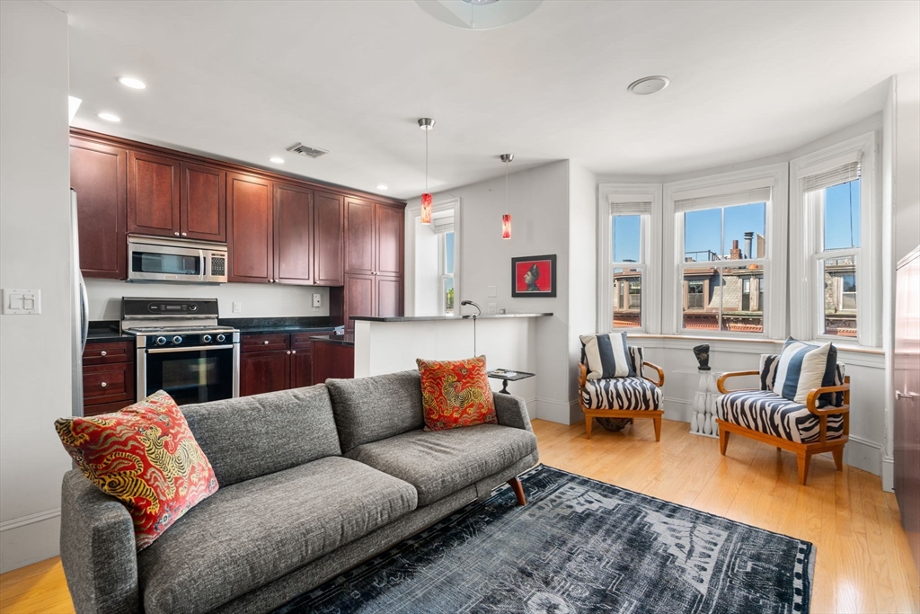 133 Pembroke Street # 6