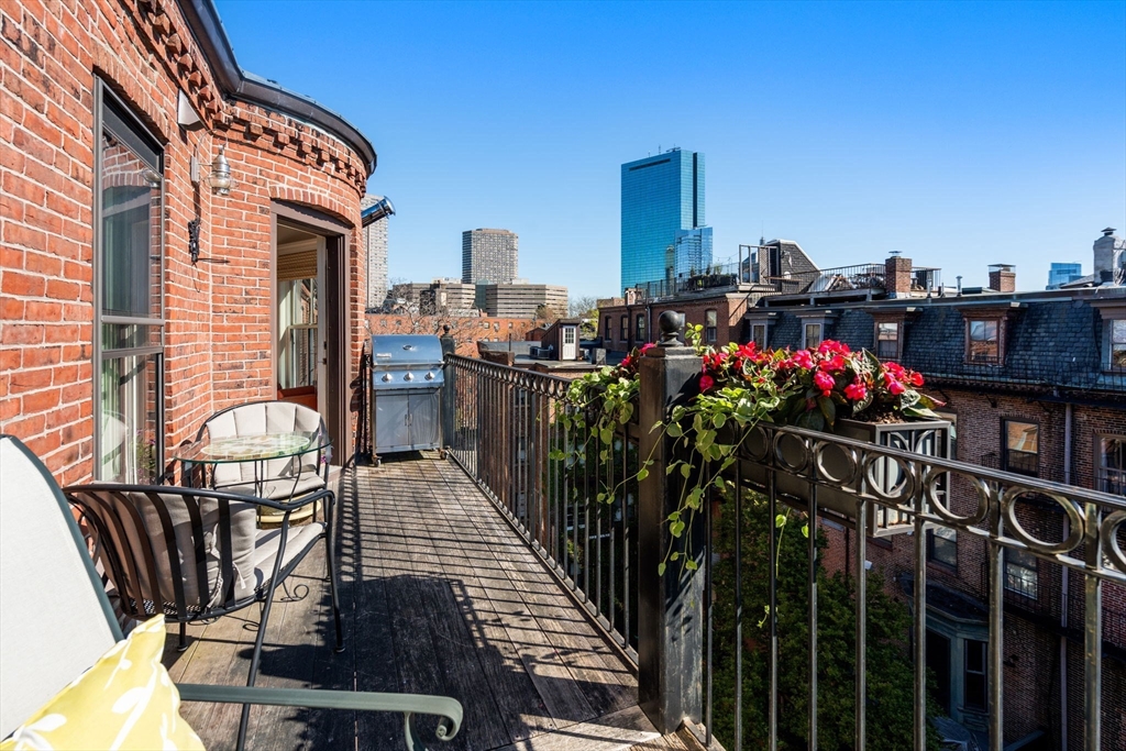 133 Pembroke Street # 6