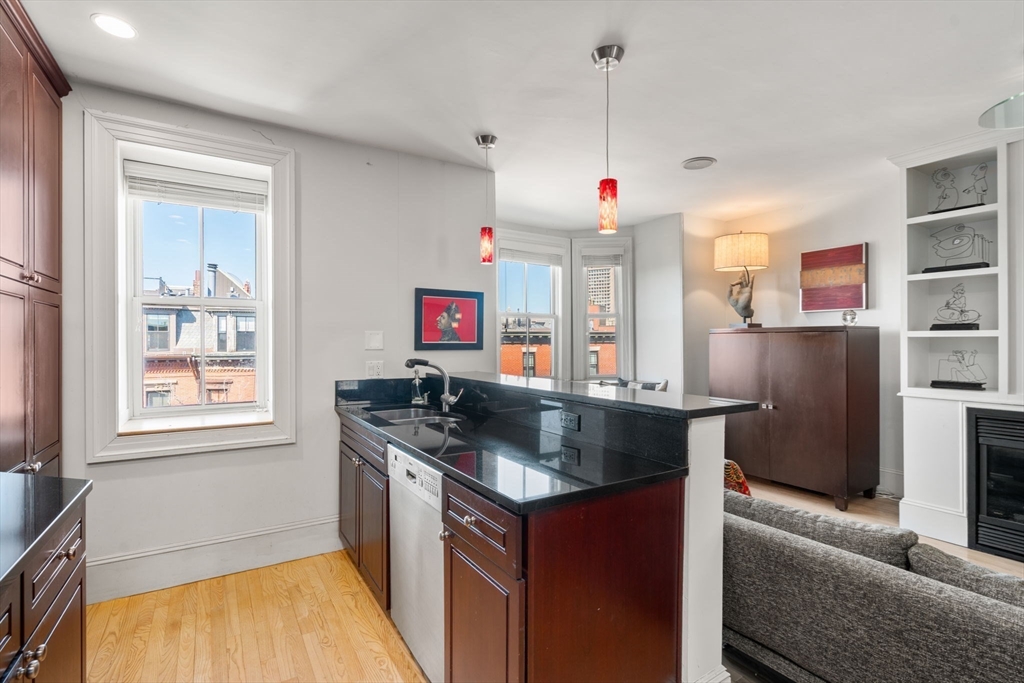 133 Pembroke Street # 6