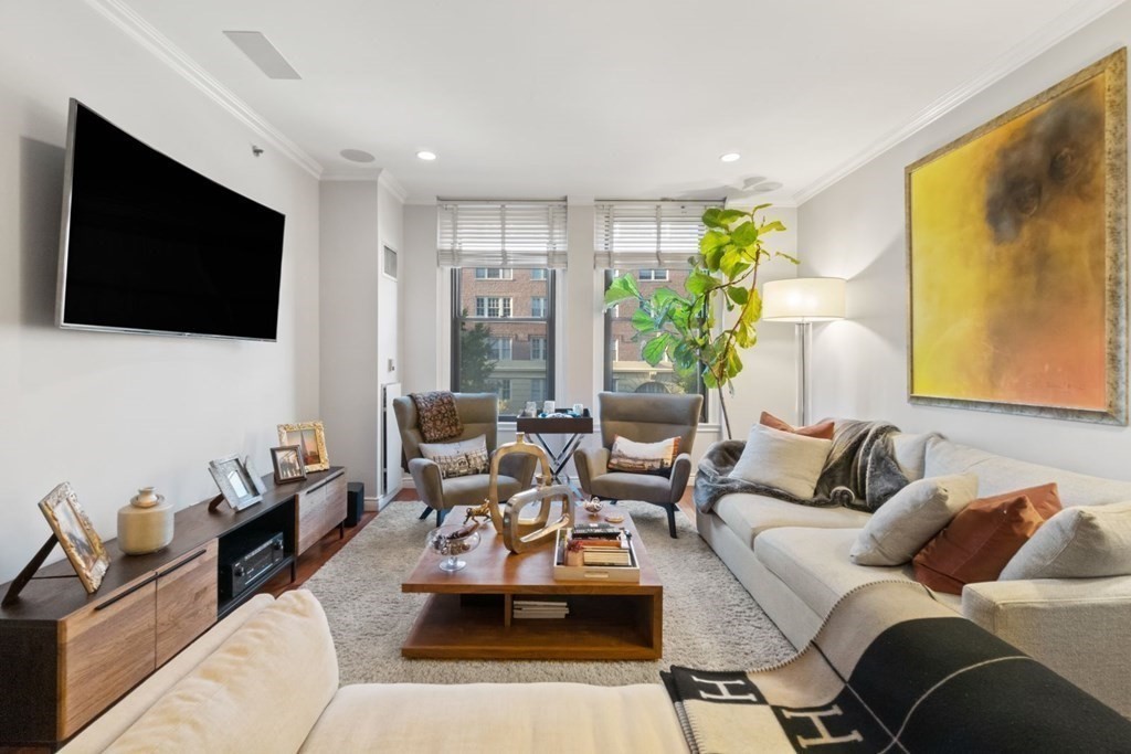 4 Charlesgate East # 202
