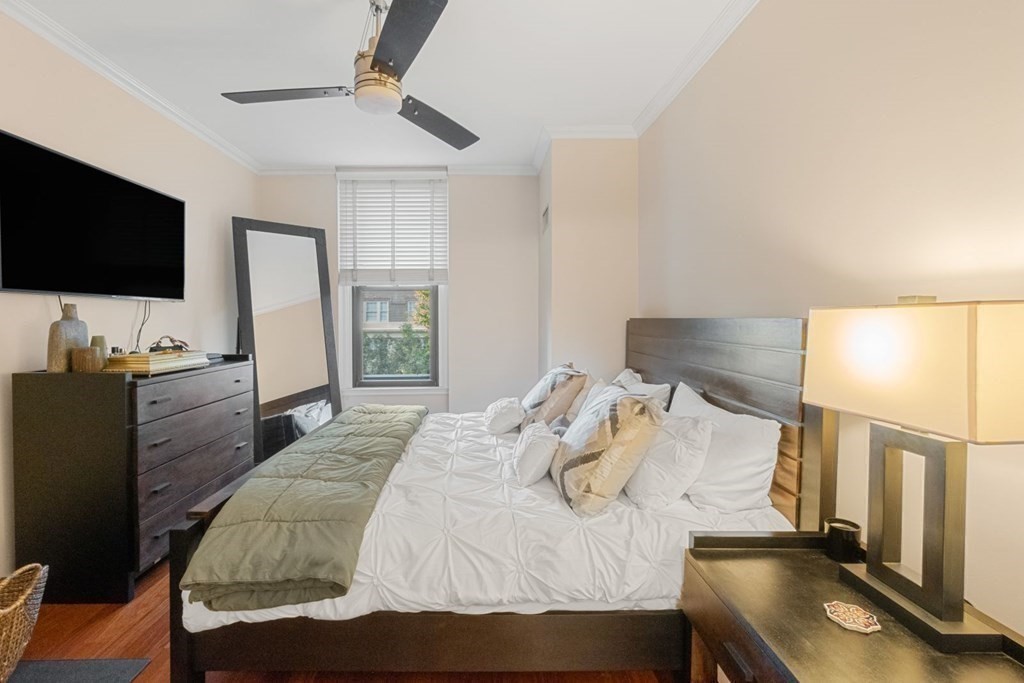 4 Charlesgate East # 202