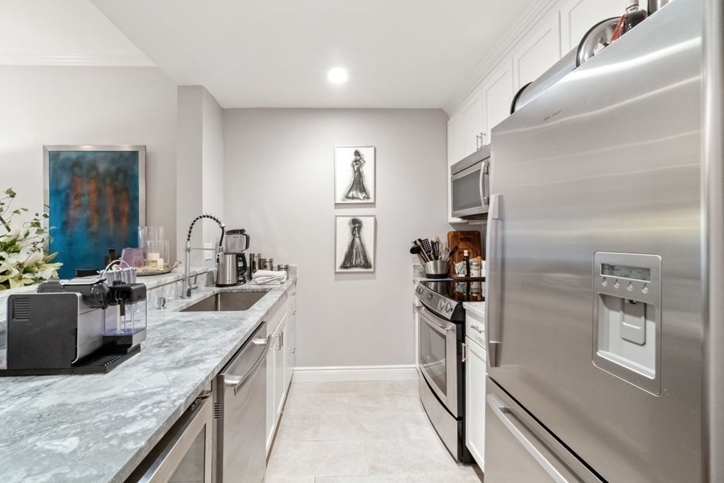 4 Charlesgate East # 202