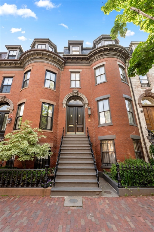 168 West Canton Street