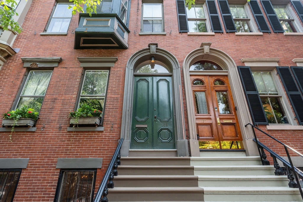 139 West Canton Street