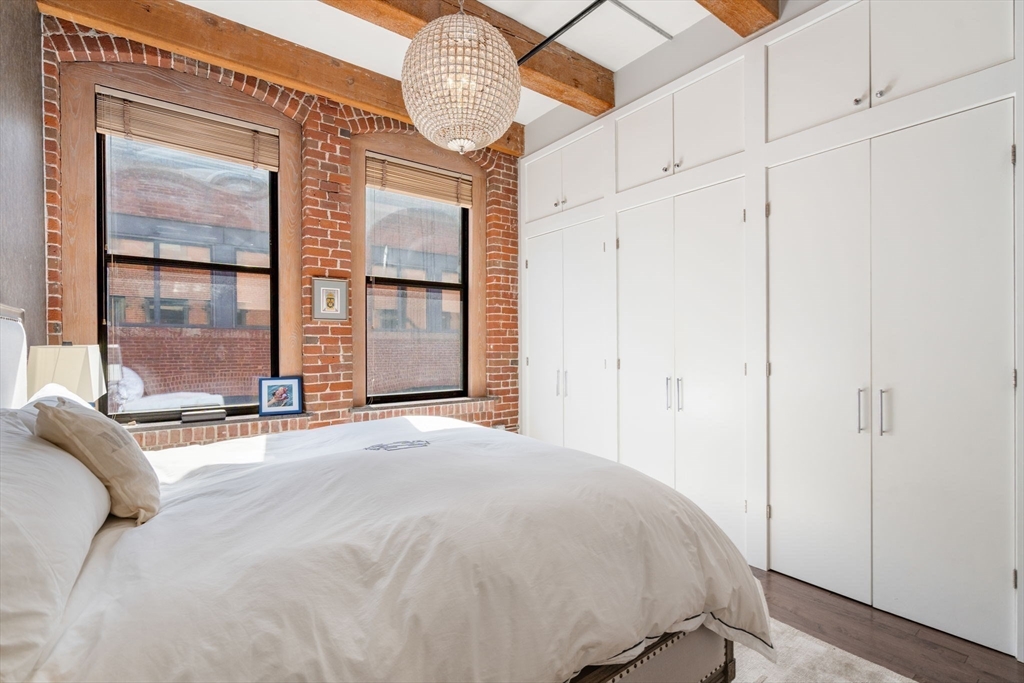 15 Sleeper Street # 402