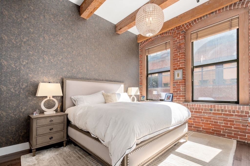 15 Sleeper Street # 402