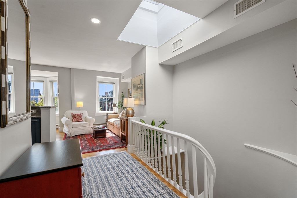 189 Warren Avenue # 4