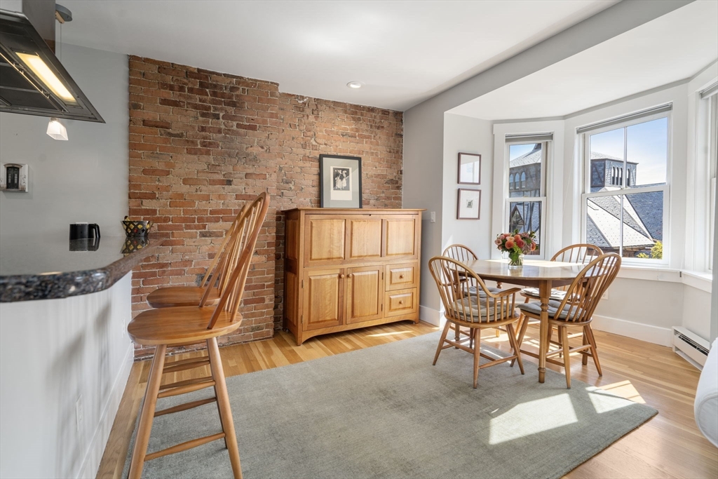 189 Warren Avenue # 4
