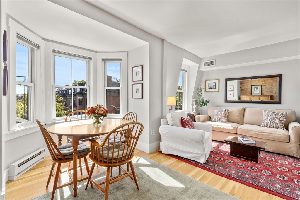 189 Warren Avenue # 4