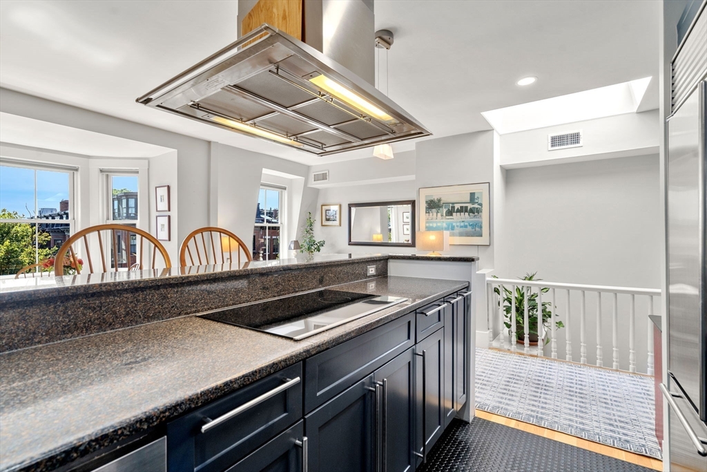 189 Warren Avenue # 4