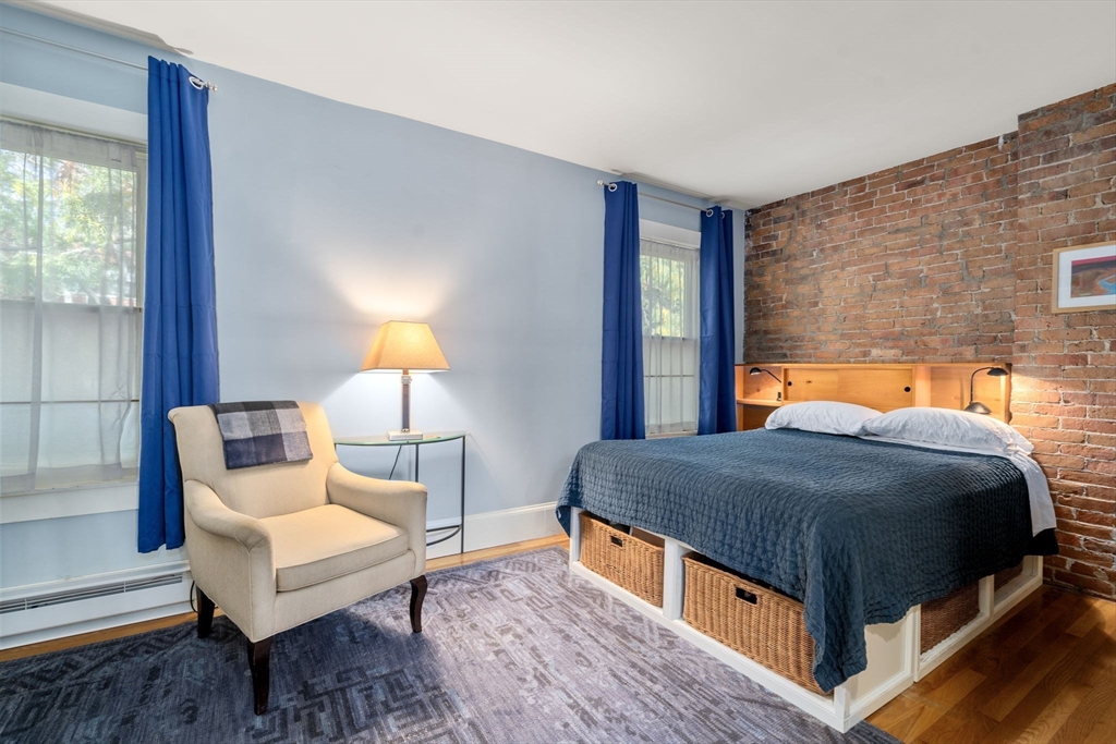 189 Warren Avenue # 4