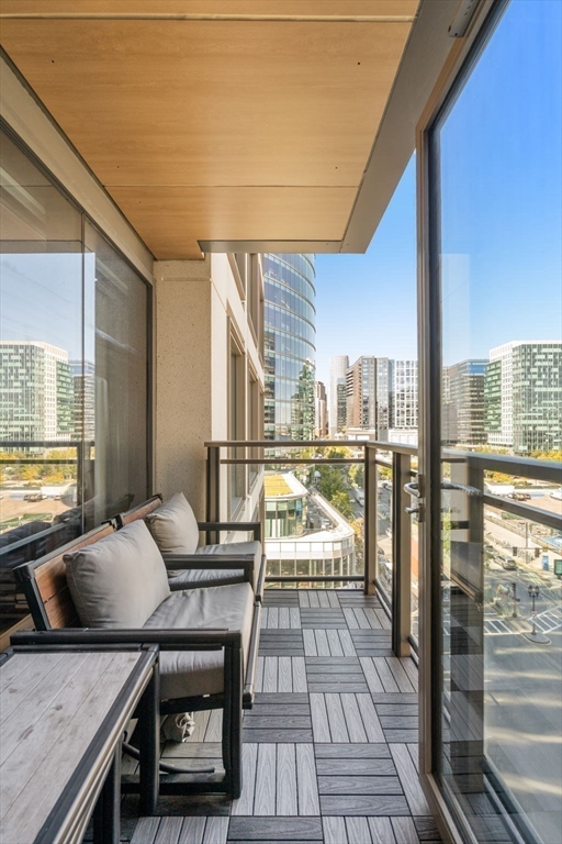 133 Seaport Blvd # 808