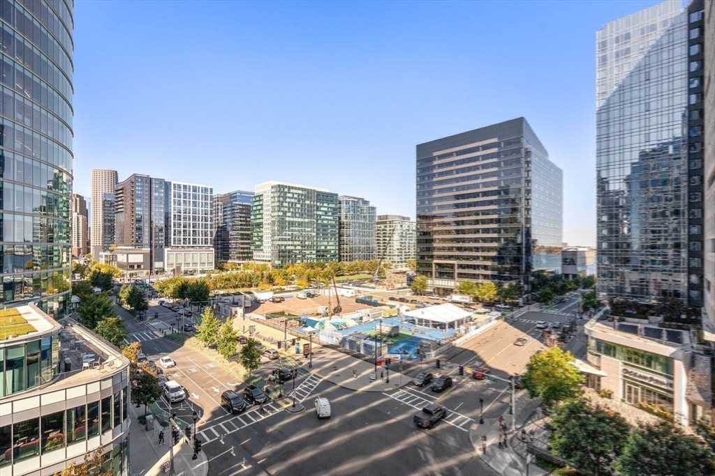 133 Seaport Blvd # 808