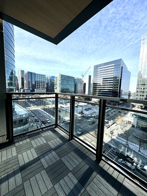133 Seaport Blvd # 808