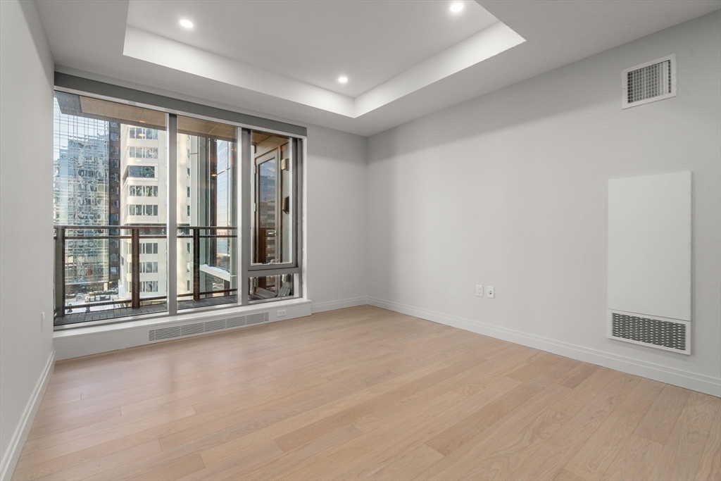 133 Seaport Blvd # 808
