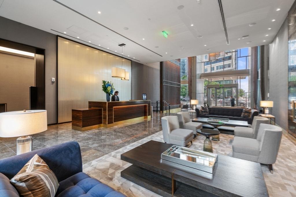 133 Seaport Blvd # 808