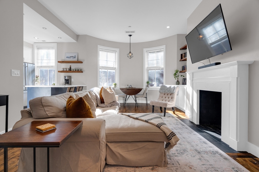 15 Upton St # 3