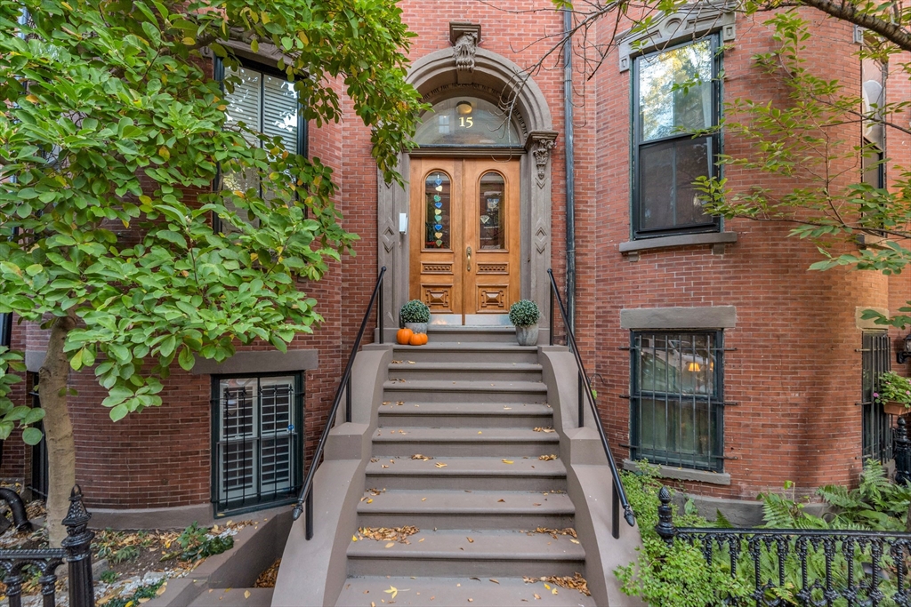15 Upton St # 3