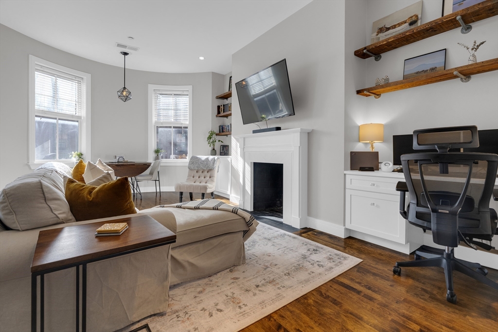 15 Upton St # 3