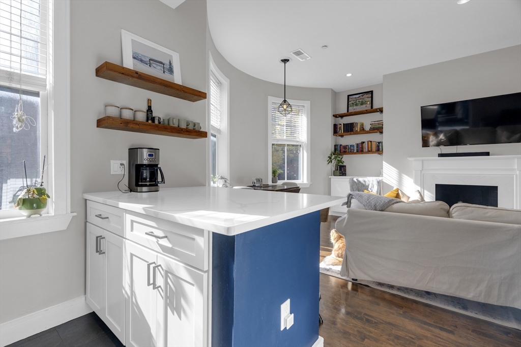 15 Upton St # 3