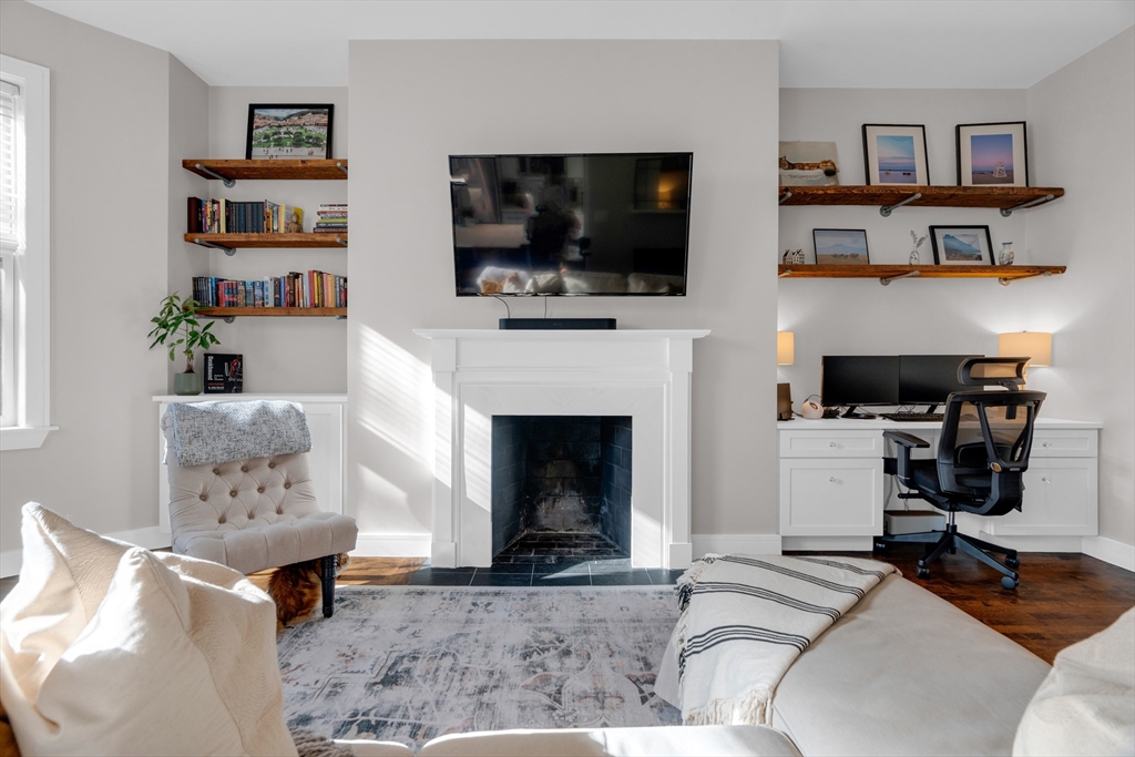 15 Upton St # 3