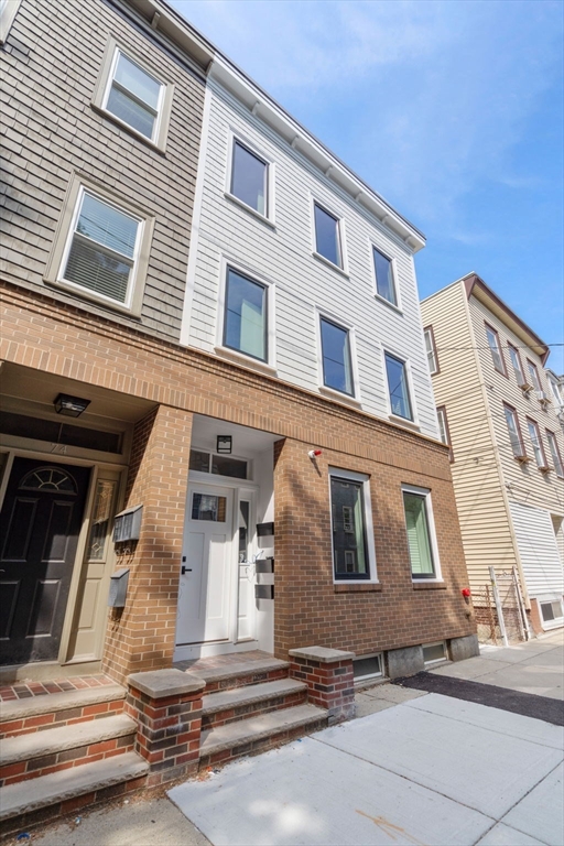 76 Webster Street