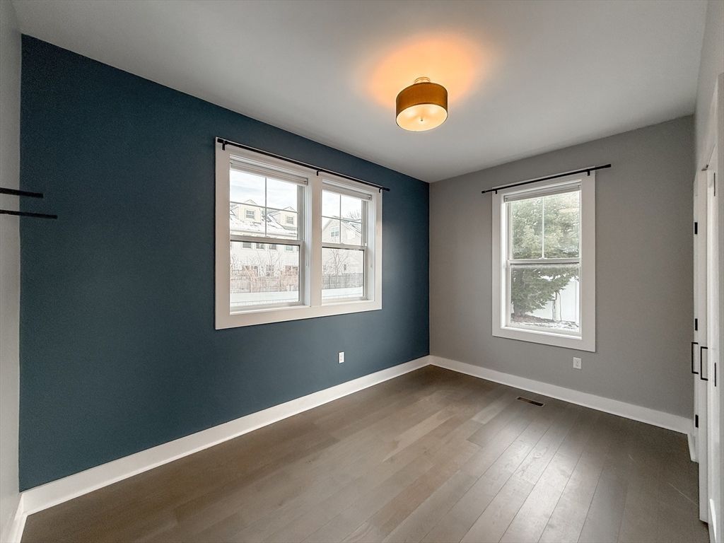39 Murdock St # 1