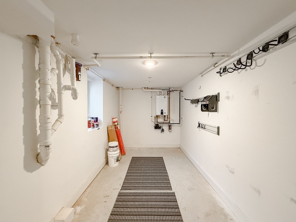 39 Murdock St # 1