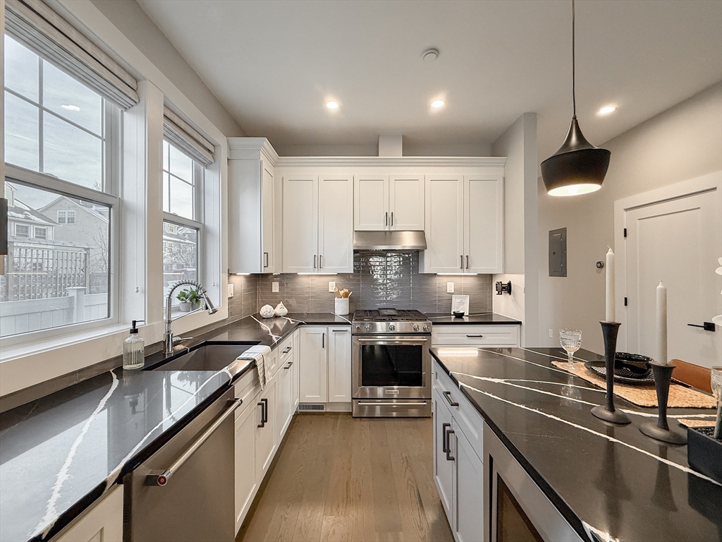 39 Murdock St # 1