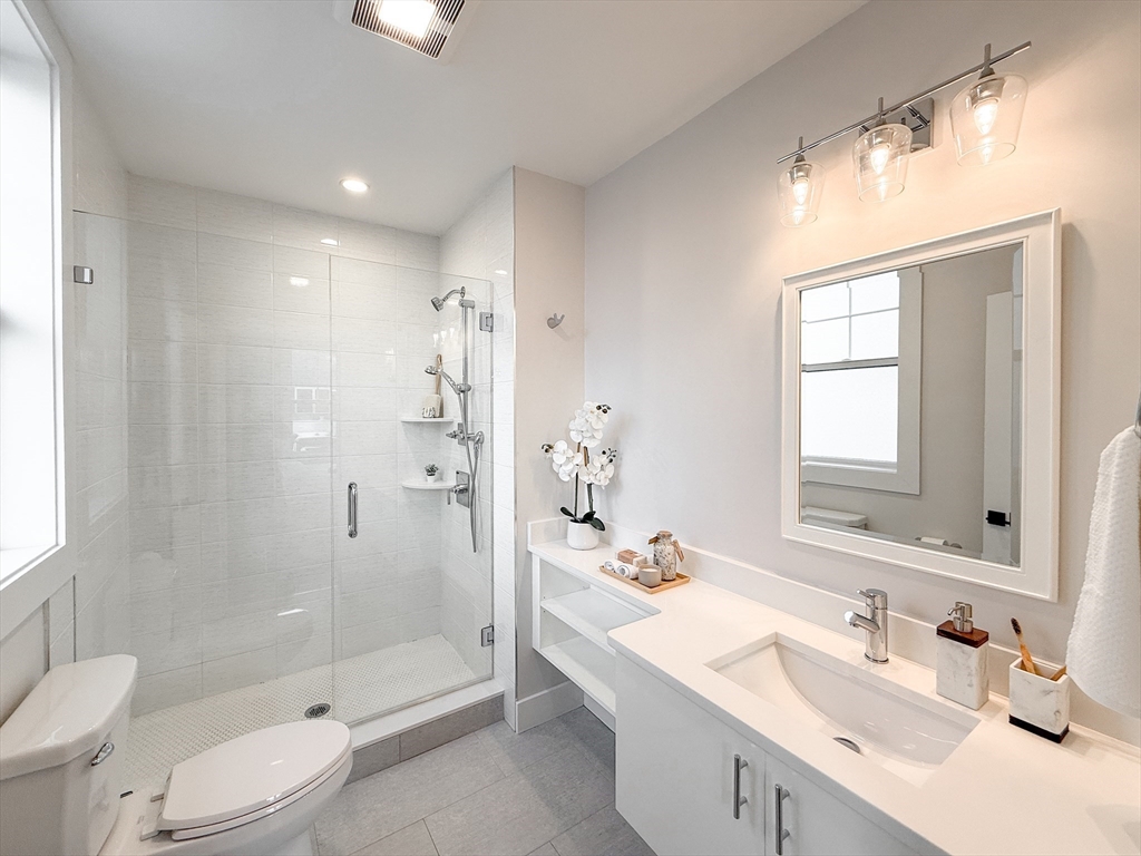 39 Murdock St # 1
