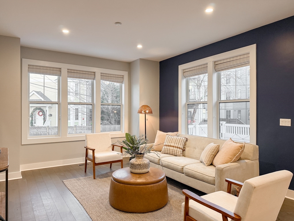39 Murdock St # 1