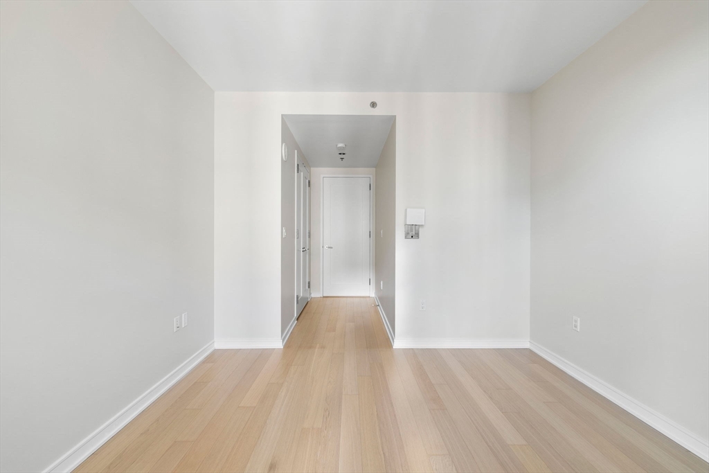 580 Washington Street # 15E