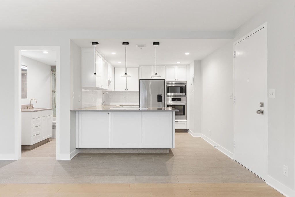 14 Concord Ave # 406