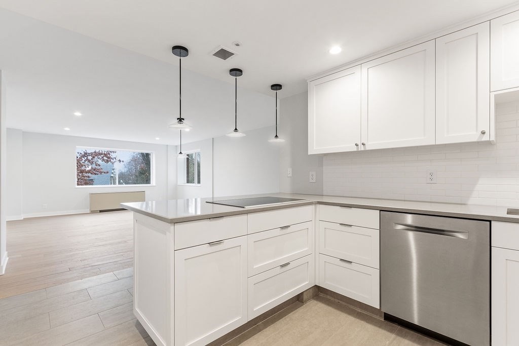 14 Concord Ave # 406