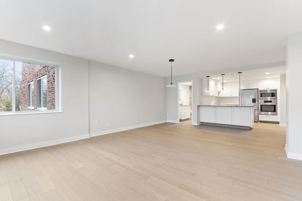 14 Concord Ave # 406