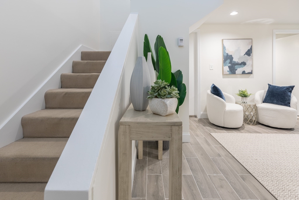 34 Hanson St # 1