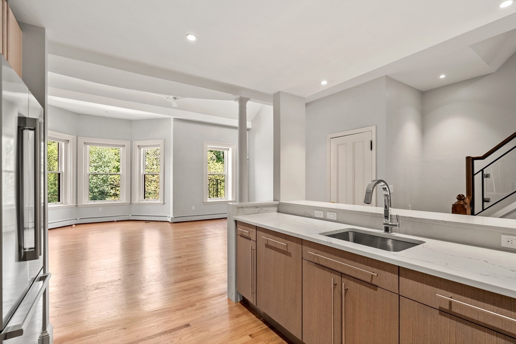 214 Commonwealth Avenue # 3