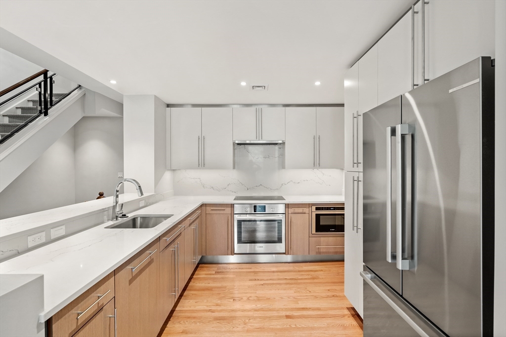 214 Commonwealth Avenue # 3