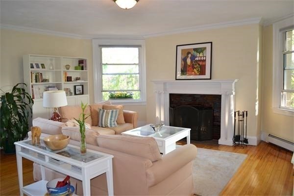 17 Regent Circle # 3