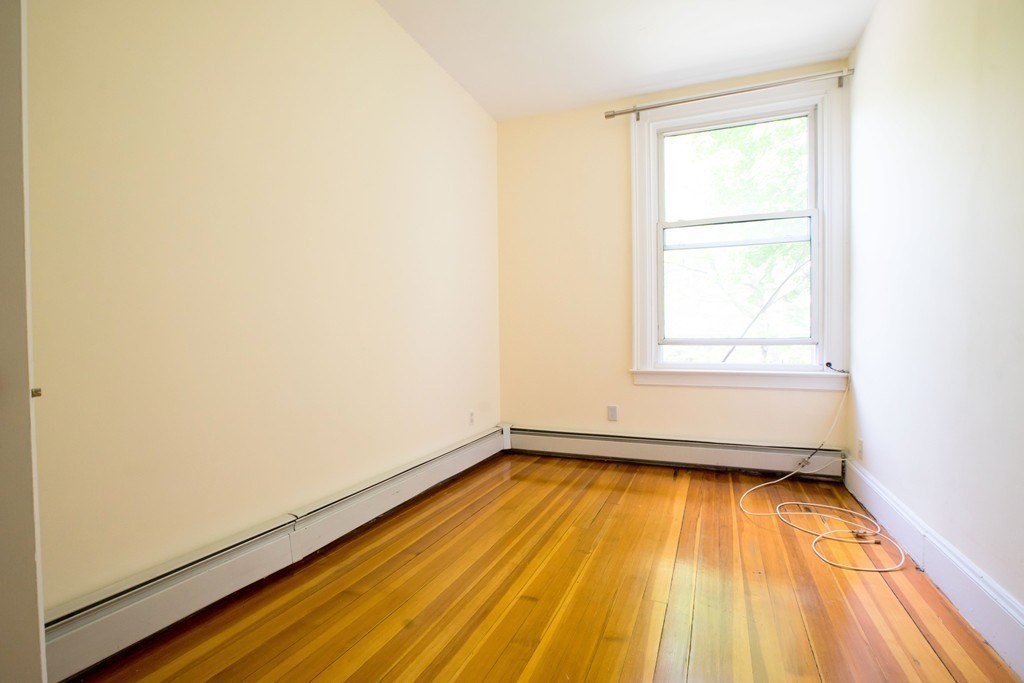 17 Regent Circle # 3