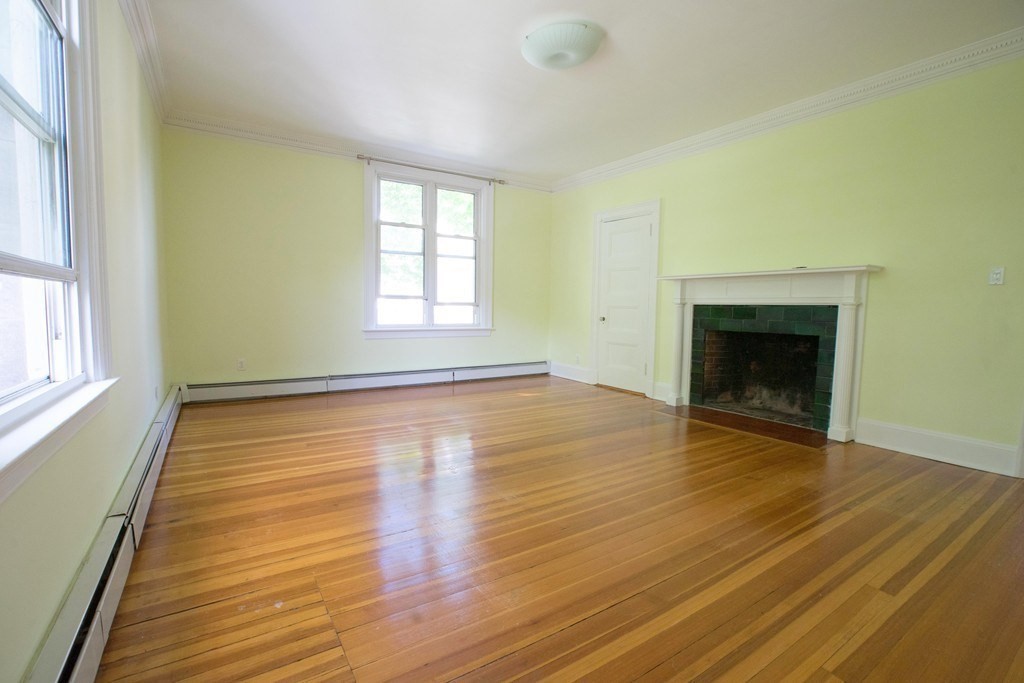 17 Regent Circle # 3