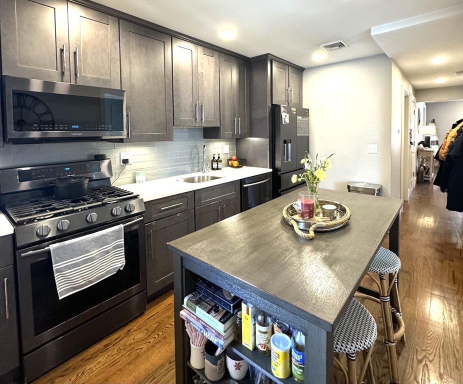 475 E 5th St # 2