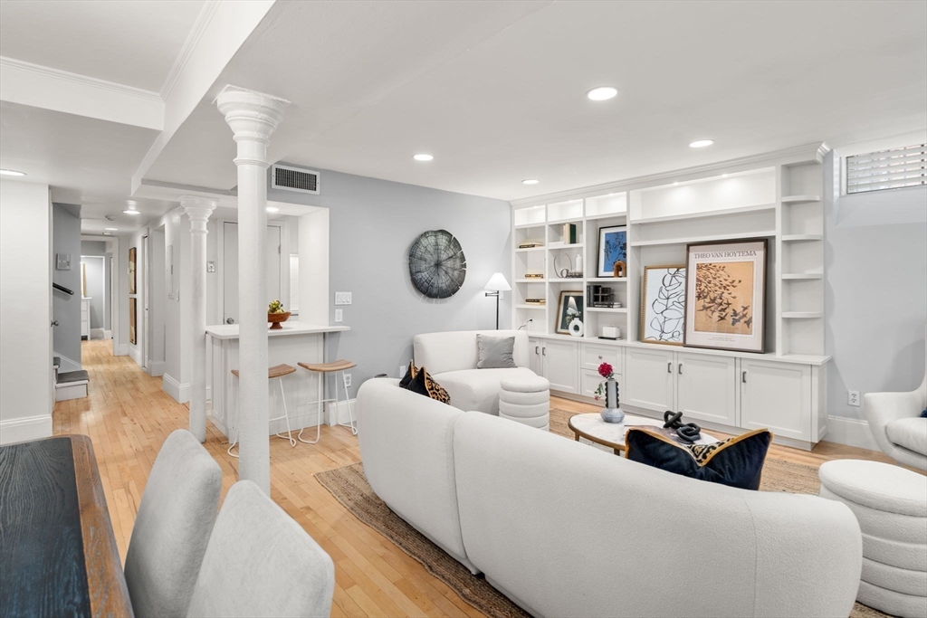 301 Shawmut # 30