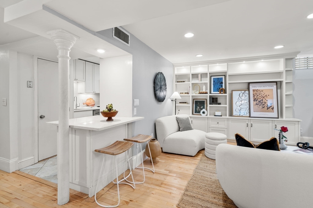 301 Shawmut # 30