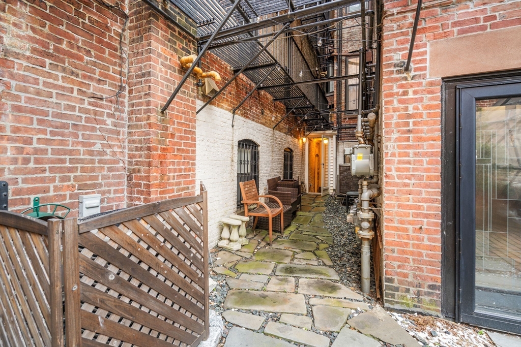 301 Shawmut # 30
