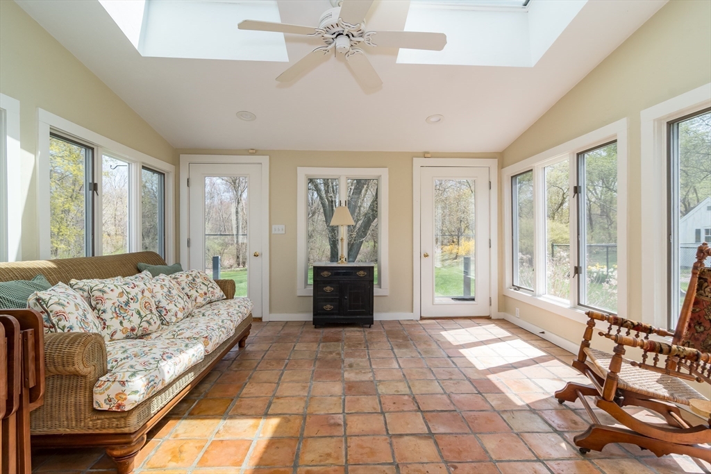 431 Clapboardtree Street