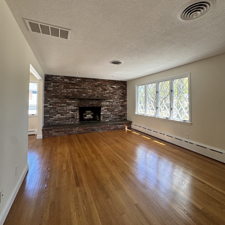725 Vfw Parkway # 2